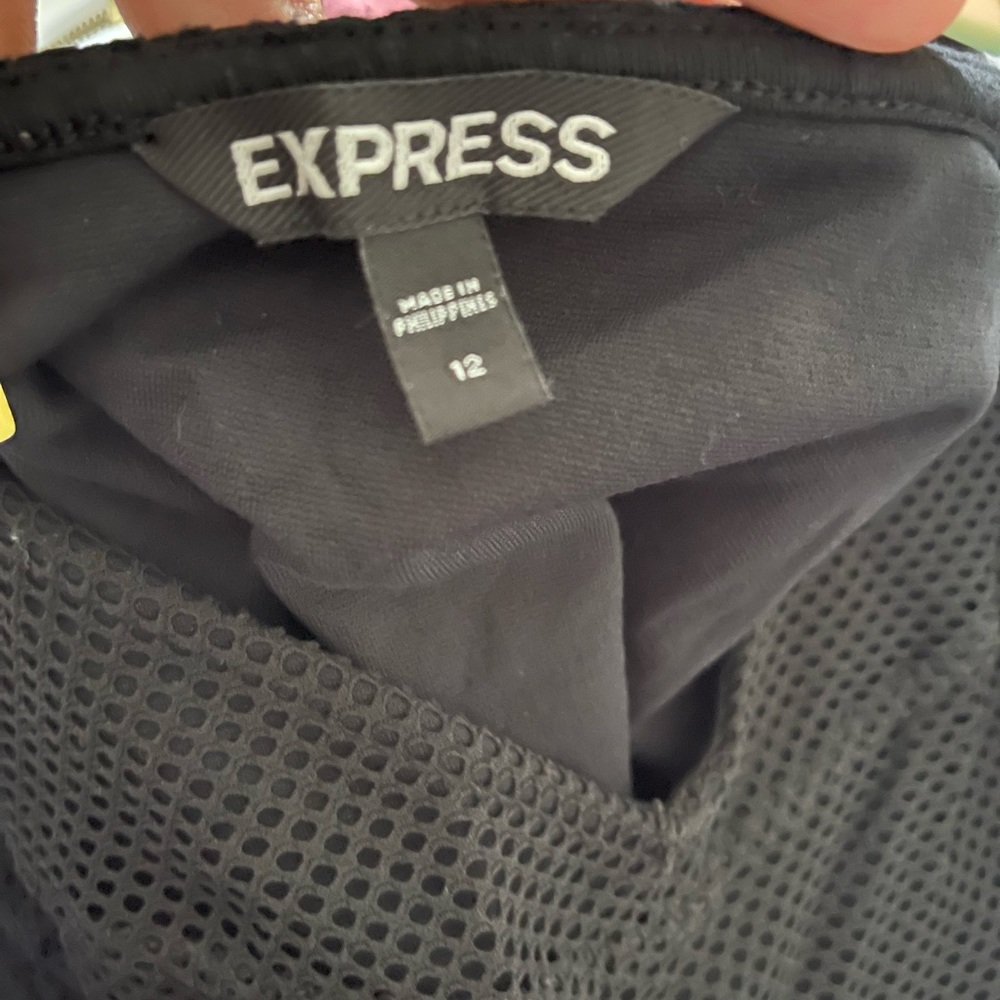 Worn couple times good condition
